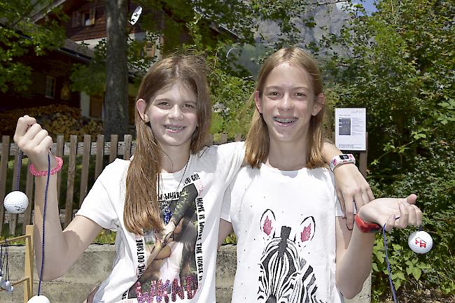 Emilia (11) und Raphaela (13) Sohm aus Brig.