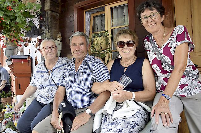 Gritli Allet (68) aus Leukerbad, Basil Mathieu (75) aus Albinen, Ursula Cina (69) aus Salgesch und Alice Mathieu (71) aus Albinen.