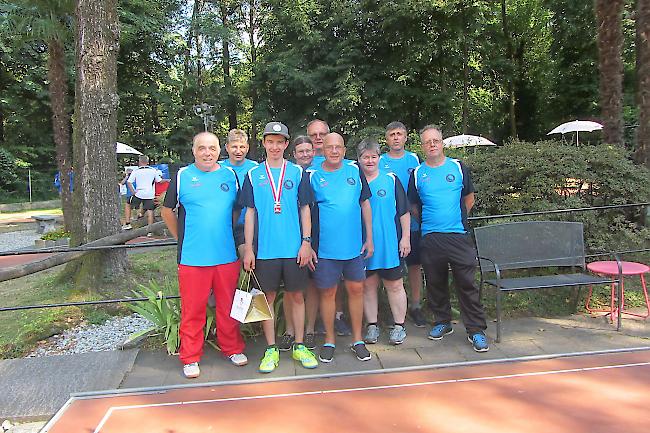 Der MC Rhone in Locarno (v.l.): Reinhard Zengaffinen, Michel Kopf, Marco Zengaffinen, Margrit Seebacher, Armin Marty, Andreas Holliger, Anni Rotzer, Gilbert Zengaffinen und Christian Kühni.