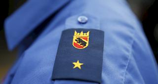 Die Kantonspolizei Bern hat einen Mann nach gef&auml;hrlichen Fahrman&ouml;vern angehalten. 