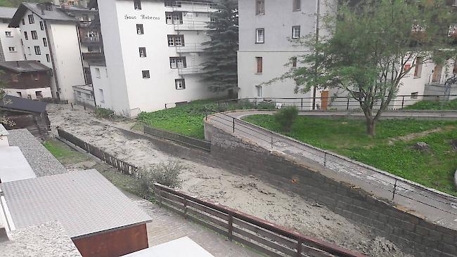 Hochwasser. Die Einsatzkräfte wurden von einem Frühwarnsystem alarmiert. 