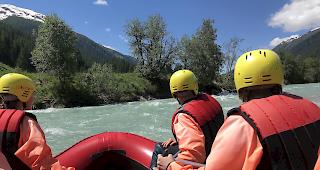 Sicherheit an erster Stelle. Trotz Action und Adrenalin ist die Gefahr beim River Rafting kontrollierbar.