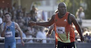 Der Basler Top-Sprinter Alex Wilson verzichtet wegen Knieschmerzen auf das Citius-Meeting von diesem Samstag in Bern und die Team-EM in der kommenden Woche im polnischen Bydgoszcz.