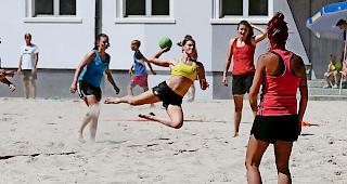 Beachhandball &ndash; die neue Trendsportart.