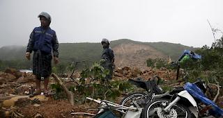 Heftiger Monsunregen hat Fl&uuml;sse landesweit in dem s&uuml;dostasiatischen Staat &uuml;ber die Ufer treten lassen. 