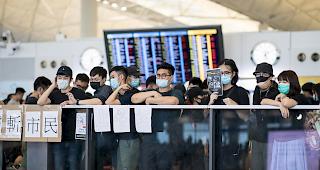 In der einstigen britischen Kronkolonie Hongkong kommt es seit zwei Monaten immer wieder zu massiven Protesten. Ausl&ouml;ser f&uuml;r die Demonstrationen war ein - inzwischen auf Eis gelegter - Gesetzentwurf zur Auslieferung mutmasslicher Krimineller an China.