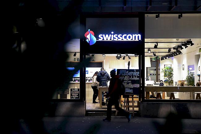 Unter dem Strich erzielte die Swisscom einen Reingewinn von 780 Millionen Franken. Das ist ein Rückgang um 0,9 Prozent im Vergleich im Vorjahressemester.