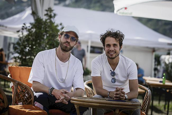 Lo & Leduc. Lorenz Häberli und Luc Oggier (rechts) sind musikalisch im Hoch. 