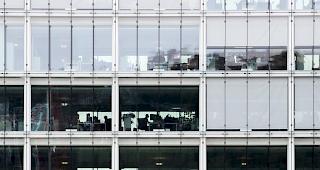 Schweizerinnen und Schweizer sind mehrheitlich zufrieden mit ihrer Arbeit. 