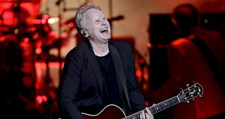 Der deutsche Altmeister Herbert Gr&ouml;nemeyer geh&ouml;rt zu den unverw&uuml;stlichen Konstanten der Szene. Er wird die Hauptacts der beiden Opening Nights am 12. und 13. Oktober bestreiten.