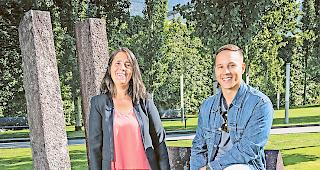 Zwei Generationen. Maria da Concei&ccedil;&atilde;o Coelho Paiva Costa und D&eacute;rcio Afonso da Silva reden &uuml;ber die Unterschiede.