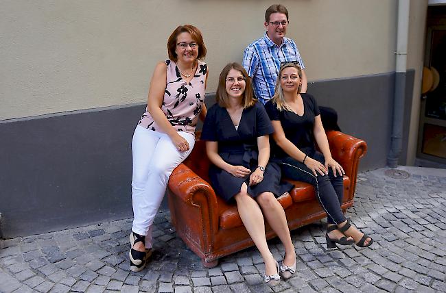 Die Mitglieder der KuKo Brig-Glis Eliane Martig, Isabelle Hanselmann, Michèle Brunner und Martin Vicentini organisieren «Kunst in der Stadt» 2020.