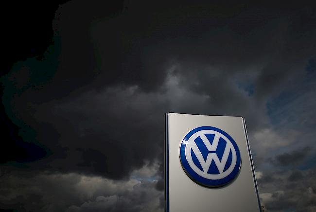 Volkswagen einigt sich mit den USA auf einen Kompromiss und macht fast 100 Millionen Dollar locker. 