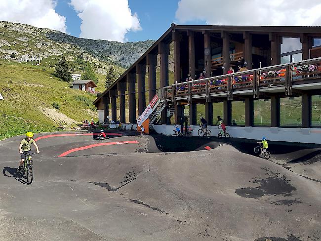 <b>Einweihung.</b> Der Pumptrack gleich beim Sportzentrum Bachtla auf der Bettmeralp.