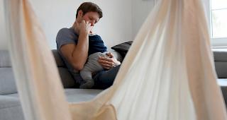 In &Ouml;sterreich haben seit Sonntag alle V&auml;ter einen Rechtsanspruch auf den Vaterschaftsurlaub.