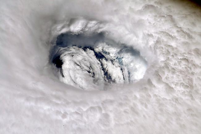 Das Auge des Hurrikans Dorian, aufgenommen von einem NASA-Astronauten.