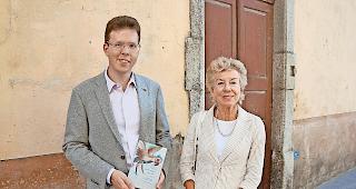 Autor und Illustratorin. Nicolas Eyer und Annelies Benelli mit ihrem gemeinsamen Werk.