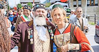 Stimmung. Die Walser aus Alagna brachten gute Laune mit.