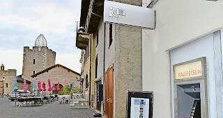 Zu wenig gebraucht. Wer in Leuk-Stadt k&uuml;nftig Bargeld braucht, muss ab Ende September die Fahrt hinunter nach Susten antreten.Foto wb