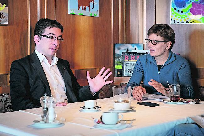 Michael Kreuzer (SVPO) und Brigitte Wolf (Grüne Oberwallis) im Streitgespräch.