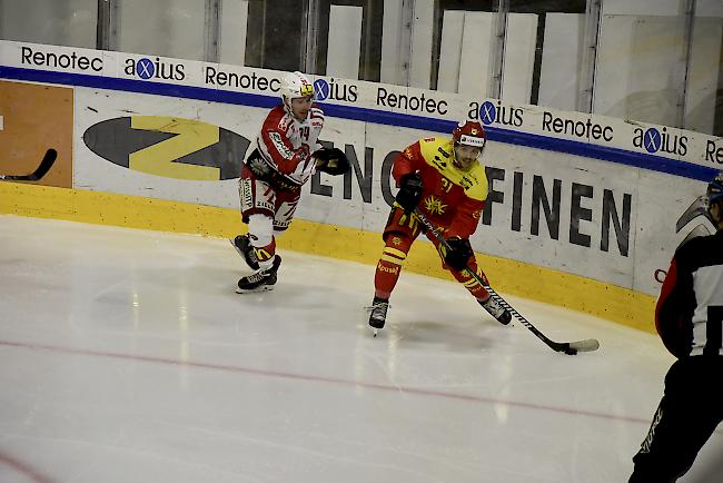 Start verschlafen. Kenny Fellay und der HC Siders mussten sich dem EHC Winterthur 2:5 geschlagen geben. Foto WB