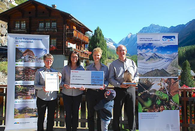 Die Gewinner des Welterbe-Kristalls 2019 (v.l.): Helene Bellwald, Brigitte Lehner, Esther Bellwald und Lukas Kalbermatten.