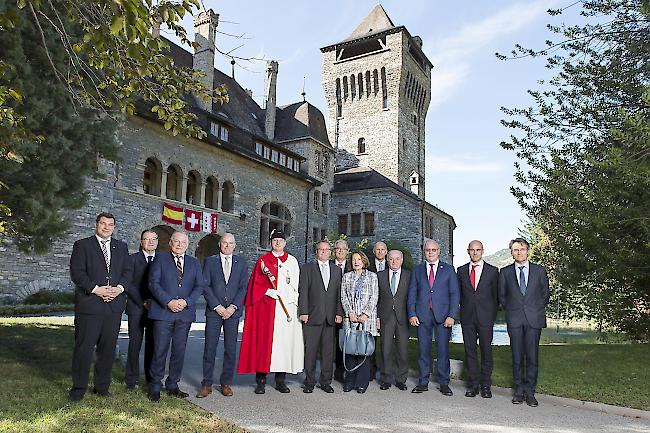Der Kanton Wallis hat die Botschafterin von Spanien in der Schweiz Aurora Díaz-Rato Revuelta im Schloss Mercier in Siders empfangen.