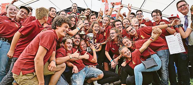 Riesenjubel: Die Jugendmusik Glis holte in Burgdorf gleich in beiden
Kategorien den Schweizer Meistertitel.