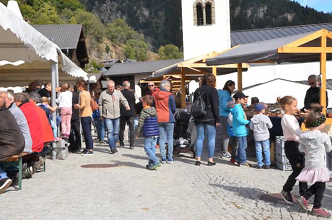 Impressionen vom Munder Safranmarkt.