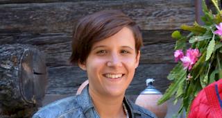 D&eacute;sir&eacute;e Grichting, Fachstellenleiterin Aidshilfe Oberwallis, kennt die Gr&uuml;nde f&uuml;r den R&uuml;ckgang neuer HIV-Diagnosen im Wallis.