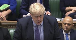 <b>Offene Drohung.</b> Boris Johnson hat im &laquo;House of Commons&raquo;, dem britischen Unterhaus, damit gedroht, den Brexit-Deal zur&uuml;ckzuziehen und Neuwahlen anzustreben.