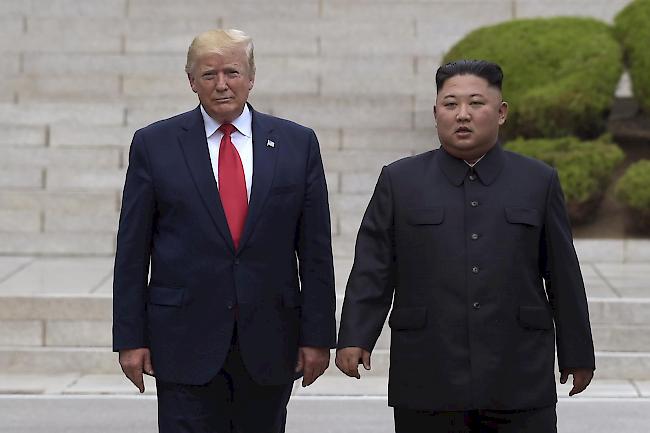 Koreas Machthaber Kim Jong Un und US-Präsident Donald Trump wollen ihre politischen Beziehungen weiterhin stärken.