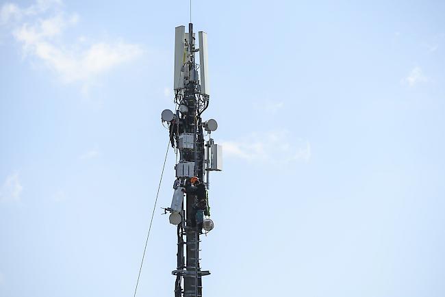 Mobilfunkantenne, an der im Frühling 2019 im Auftrag von Sunrise ein 5G-Element installiert wurde. 

