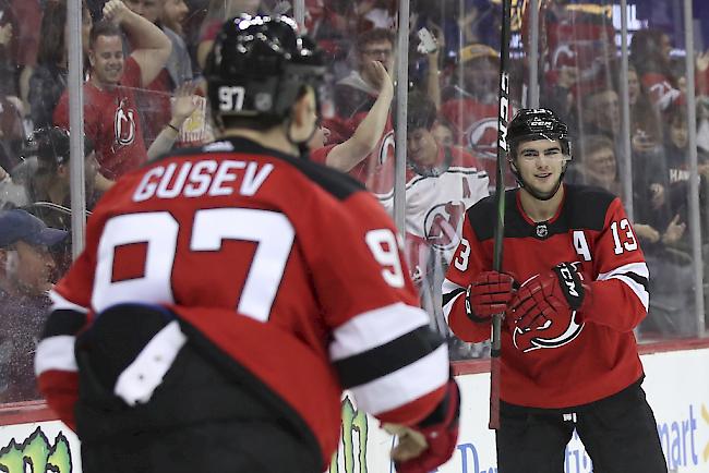 Nico Hischier trifft erstmals in dieser Saison für die New Jersey Devils.