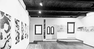 Neue Werke. Ein Blick in die Ausstellung von Christine M&uuml;hlberger in der Leuker  &laquo;galleria graziosa giger&raquo;. Foto mengis media