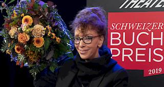 Berg, die in der DDR geboren ist und seit Jahren in Z&uuml;rich lebt, freut sich, in der Schweiz und nicht in Deutschland ausgezeichnet zu werden.