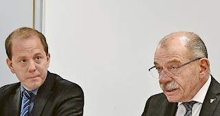 Kennen keine Finanzsorgen. Stadtpr&auml;sident Louis Ursprung (rechts) und Finanzverwalter Marco Summermatter.