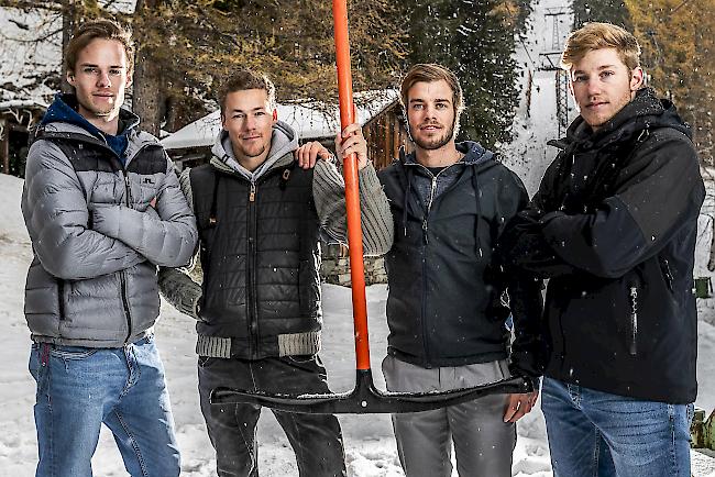 Dario Walpen, Alain Zurbriggen, Dionys Kippel und Lars Kuonen (von links) geben trotz dem Ausscheiden aus den Swiss-Ski-Kadern nicht auf.