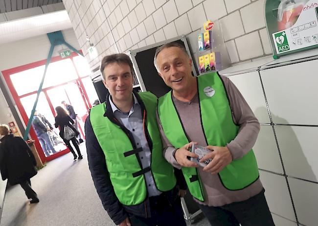 Chefs unter sich: Verleger Fredy Bayard mit dem VR-Präsidenten des Medienhauses mengis, Nicolas Mengis.