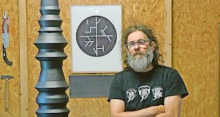 Schenkung. &laquo;Alptr&ouml;im&raquo; und &laquo;T&auml;ssellyt&raquo; von Christoph Heinen fanden den Weg von der Belalp nach Ayent.