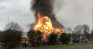 Ein 86-j&auml;hriger Mann ist am Freitagnachmittag bei einem Brand eines Ger&auml;teschuppens in Aesch  ums Leben gekommen. 