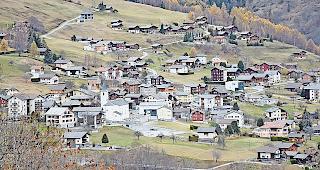 Aus der Traum? In den Schattenbergen erh&auml;lt das geplante Altersheimprojekt mit dem daf&uuml;r  vorgesehenen Standort Unterb&auml;ch (Bild) einen D&auml;mpfer.