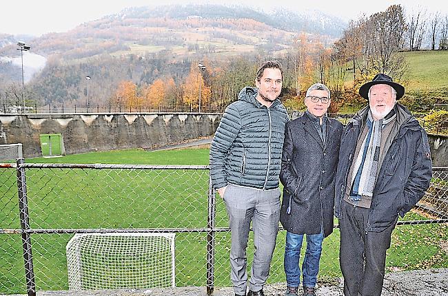 Wollen wieder ein Freiluftkino für die Aletsch-Region: Simon Franzen, OK-Präsident, Edgar Kuonen, Gemeindepräsident, und Marcel Kummer, Initiant.