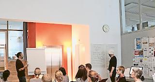 K&uuml;nstlerduo. Warum die Dinge nicht ganz anders sehen? &shy;Querdenker Frank und Patrik Riklin. Foto Radoncic