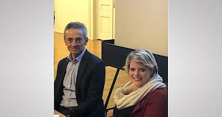 Werner Jordan mit Maud Theler, Pr&auml;sidentin von Forum Handicap Wallis.