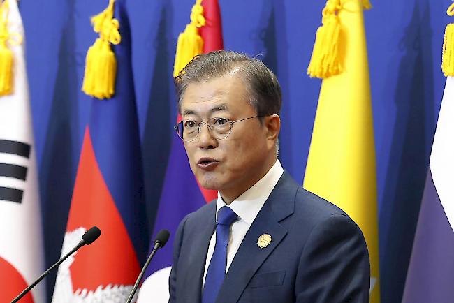 Mit dem südkoreanischen Präsidenten Moon (Bild) habe Trump über Wege gesprochen, wie der Friedensprozess auf der koreanischen Halbinsel vorangebracht werden könne.