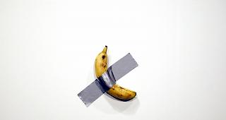 Die Banane war Teil einer Installation des italienischen K&uuml;nstlers Maurizio Cattelan, die erst am Freitag verkauft worden war.