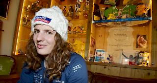 Die Swowboarderin Patrizia Kummer schafft es beim Riesenslalom in Bannoye bis in den Viertelfinal.