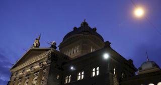 Nach kurzer Nachtruhe kommt um 8 Uhr die Vereinigte Bundesversammlung im Nationalratssaal zusammen. 