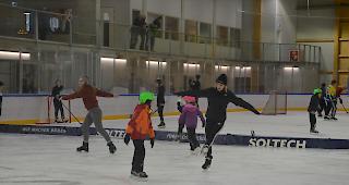 Tag der offenen T&uuml;r. Impressionen der neuen Raiffeisen Arena in Raron.